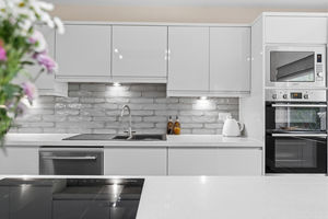 Photo 60- click for photo gallery